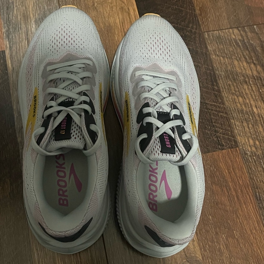 SUPER EUC!! 9 WIDE* Women’s GHOST 17 Brooks Running Shoes Size 9 WIDE* - Picture 11 of 14